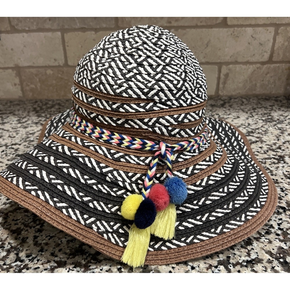 Steve Madden Floppy Straw Wide Brin Sun Hat One Size Pom Pom Spring Garden Boho